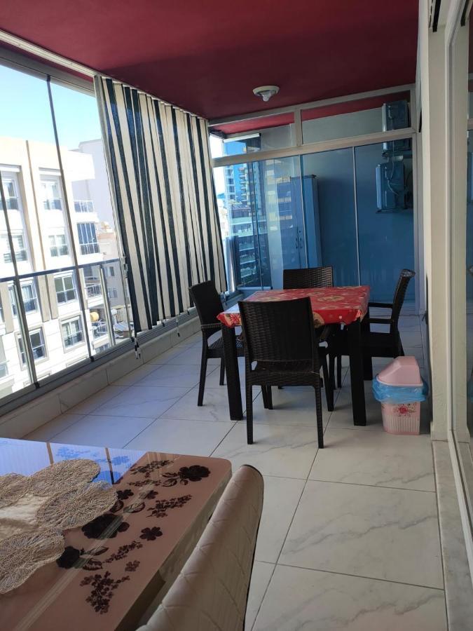 Appartement Arena Tower Alanya Extérieur photo